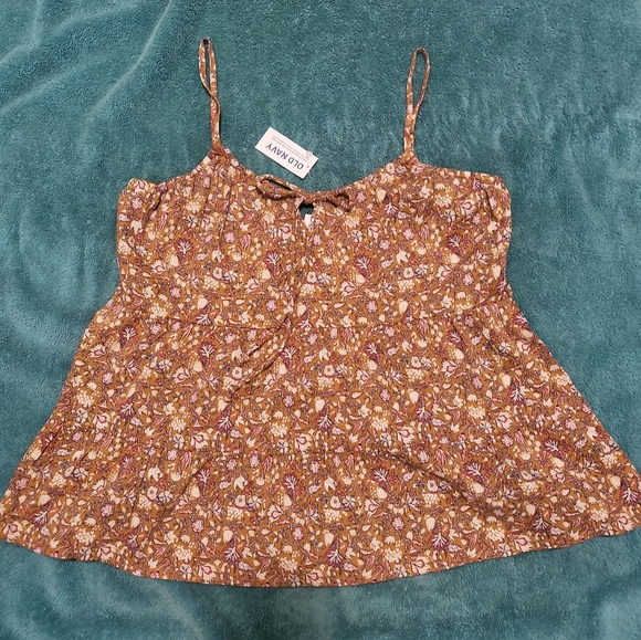 NWT Floral Spaghetti Strap Blouse - Picture 2 of 13